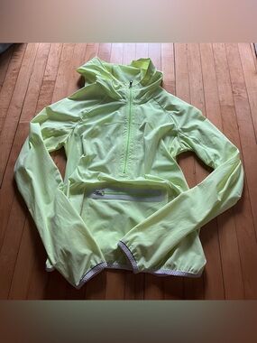 Lululemon Windbreaker